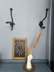 ardoise d'écolier chinée sur les hauts d'anjou par Les Pépites Rurales